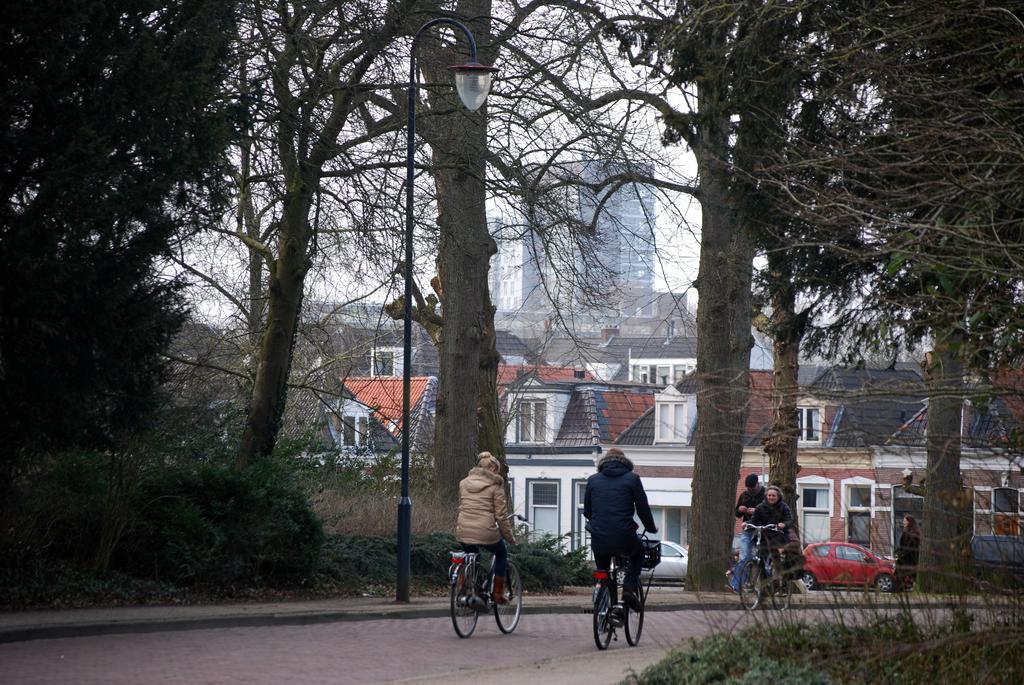 Puur Geluk Apartment Groningen Bagian luar foto