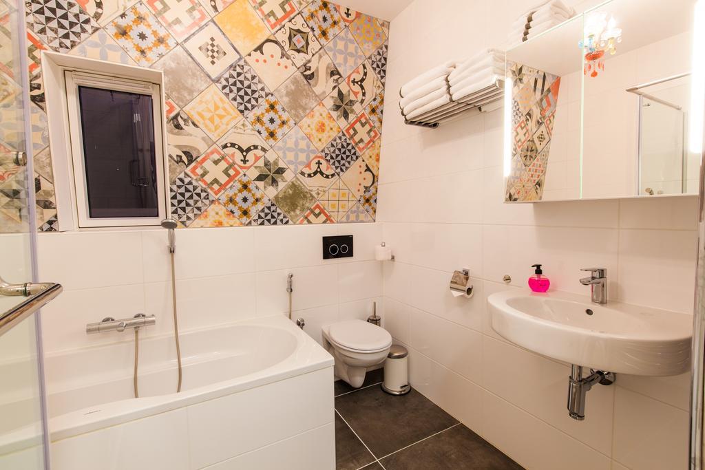 Puur Geluk Apartment Groningen Bagian luar foto