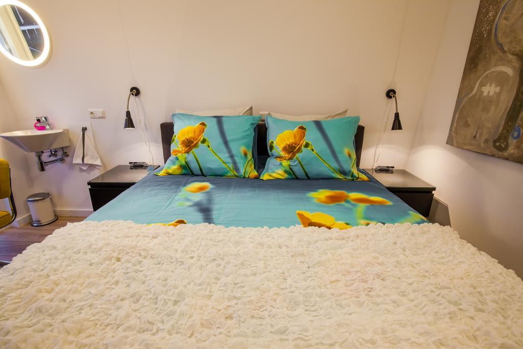 Puur Geluk Apartment Groningen Bagian luar foto