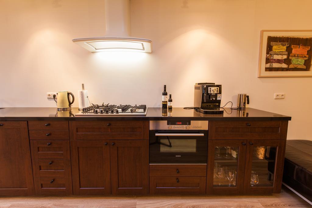 Puur Geluk Apartment Groningen Bagian luar foto