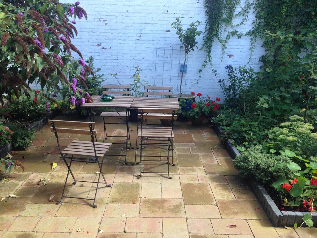 Puur Geluk Apartment Groningen Bagian luar foto
